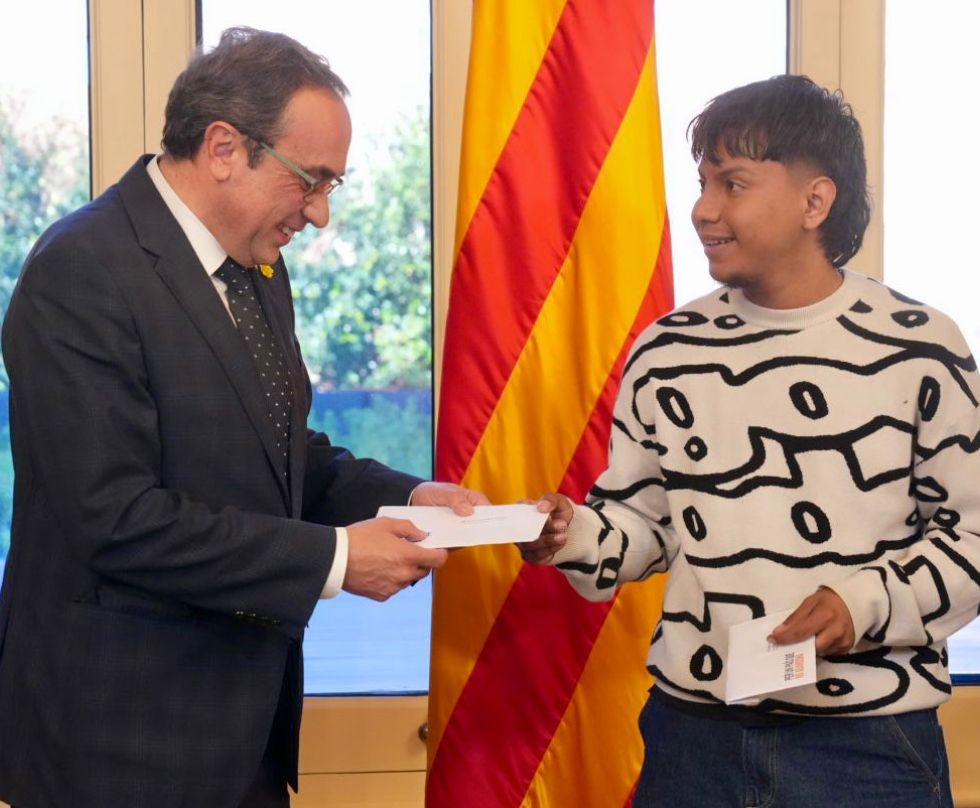 300 joves del país envien una carta als diputats del Parlament per demanar-los accions contra l’abandonament escolar