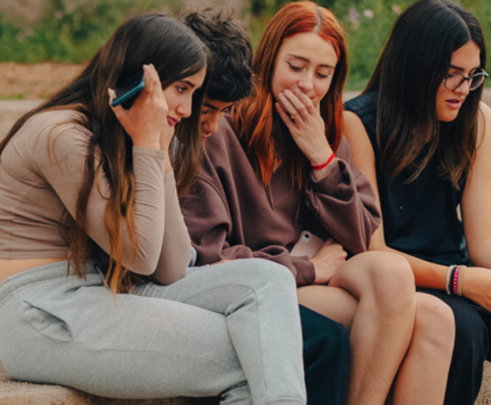 Què no resol la prohibició de les xarxes socials a menors de 16 anys?